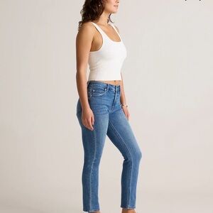 NWT Quince Women's Luna Stretch Slim Straight Jeans in Seaside Blue